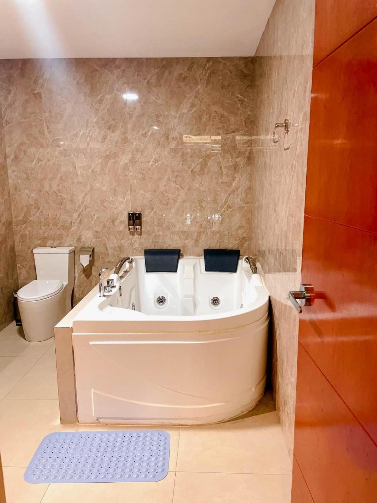Sm Hotel Plus Лима Экстерьер фото